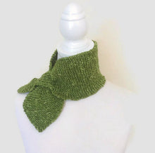 Load image into Gallery viewer, Silk And Pure Wool Pea Green Bow Tie Scarf