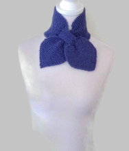 Load image into Gallery viewer, Dark Blue Pure Wool Bow Tie Scarf